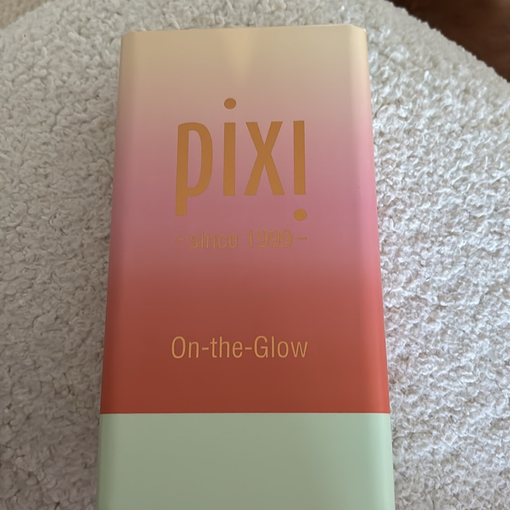 Pixi On-the-Glow Blush, Bronze, and Superglow Set - Picture 2 of 8